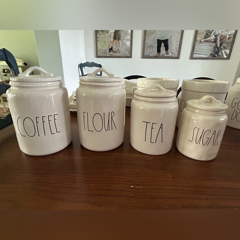Rae Dunn set-22 pieces
